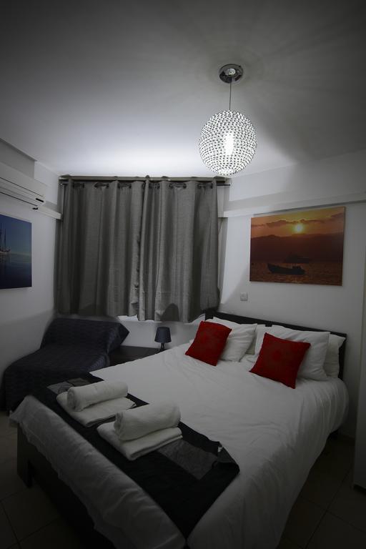 Avi'S Suites Eilat Buitenkant foto