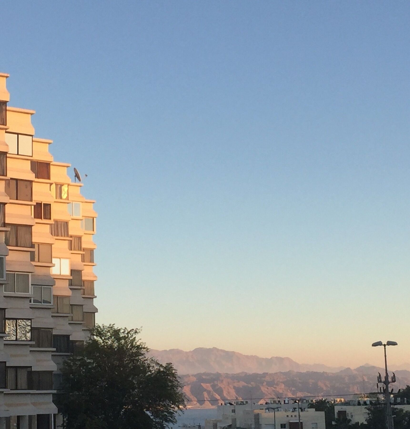 Avi'S Suites Eilat Buitenkant foto